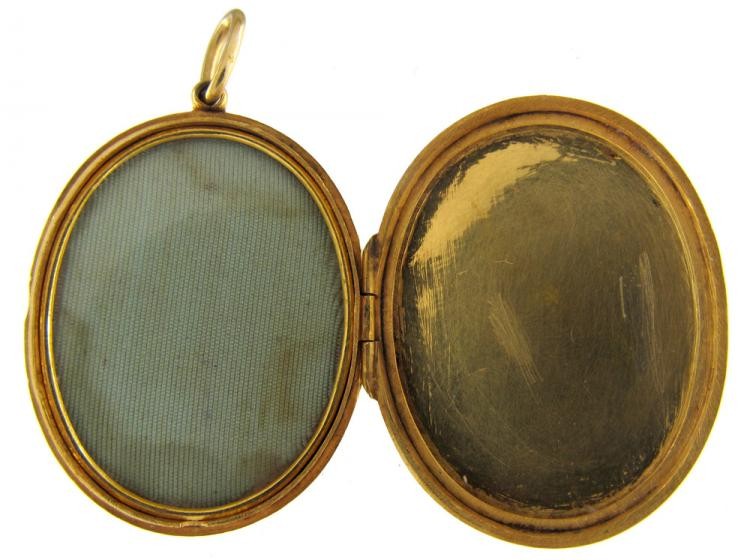 18ct Gold Victorian Oval Engraved Locket - The Antique Jewellery Company