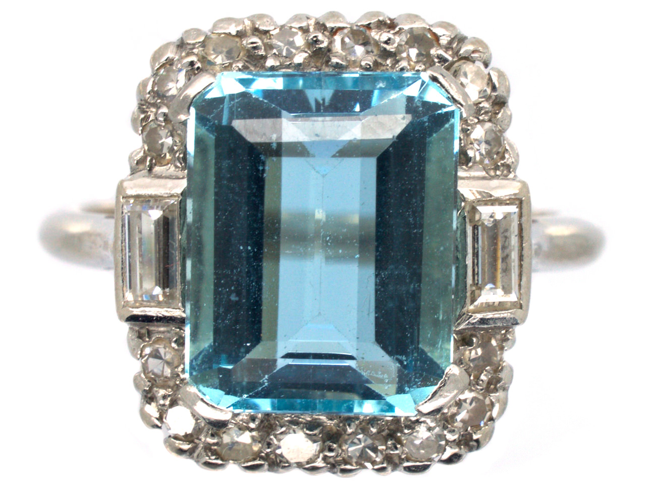 18ct White Gold & Platinum Aquamarine & Diamond Rectangular Ring - The ...